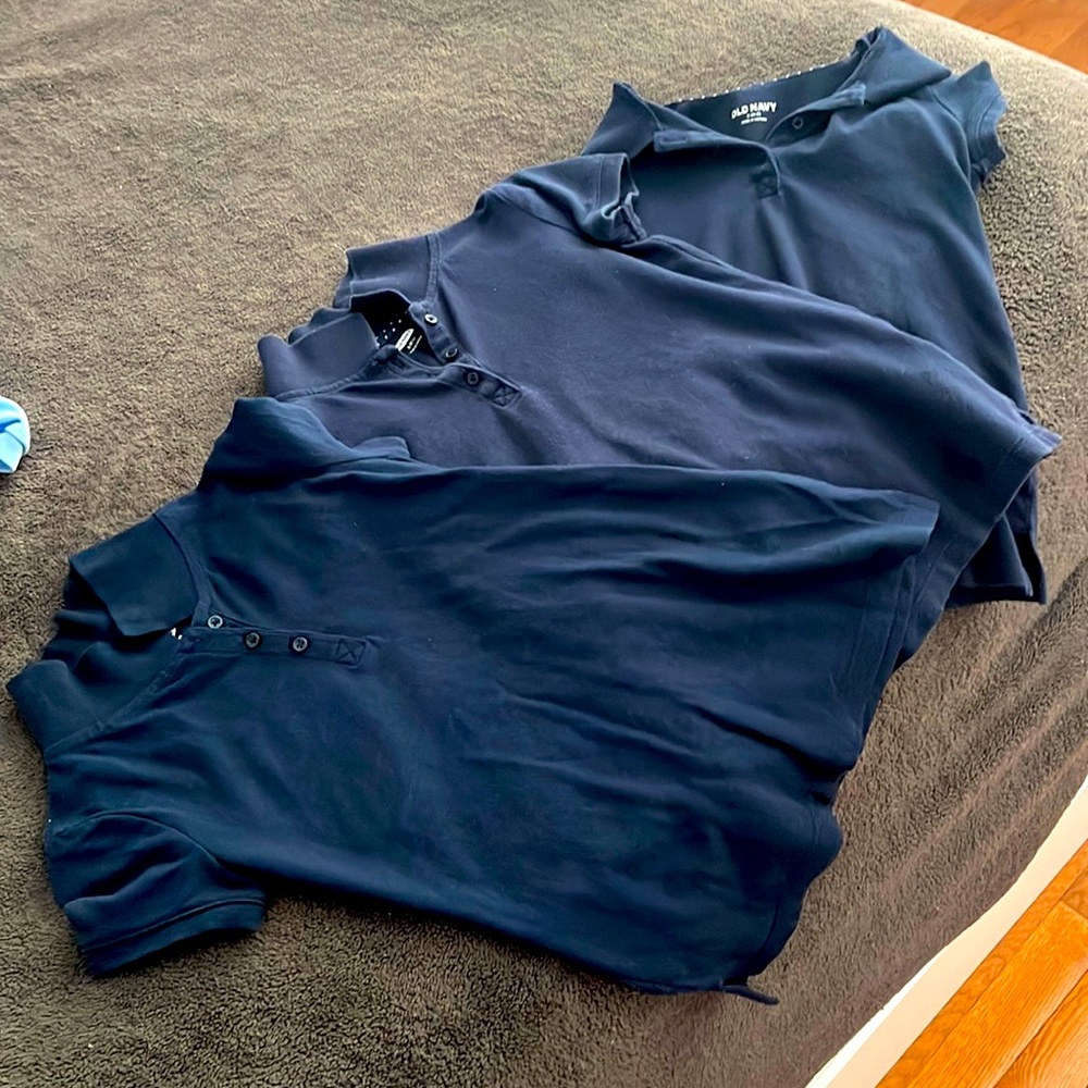 THREE SHIRTS! In amazing condition 😆